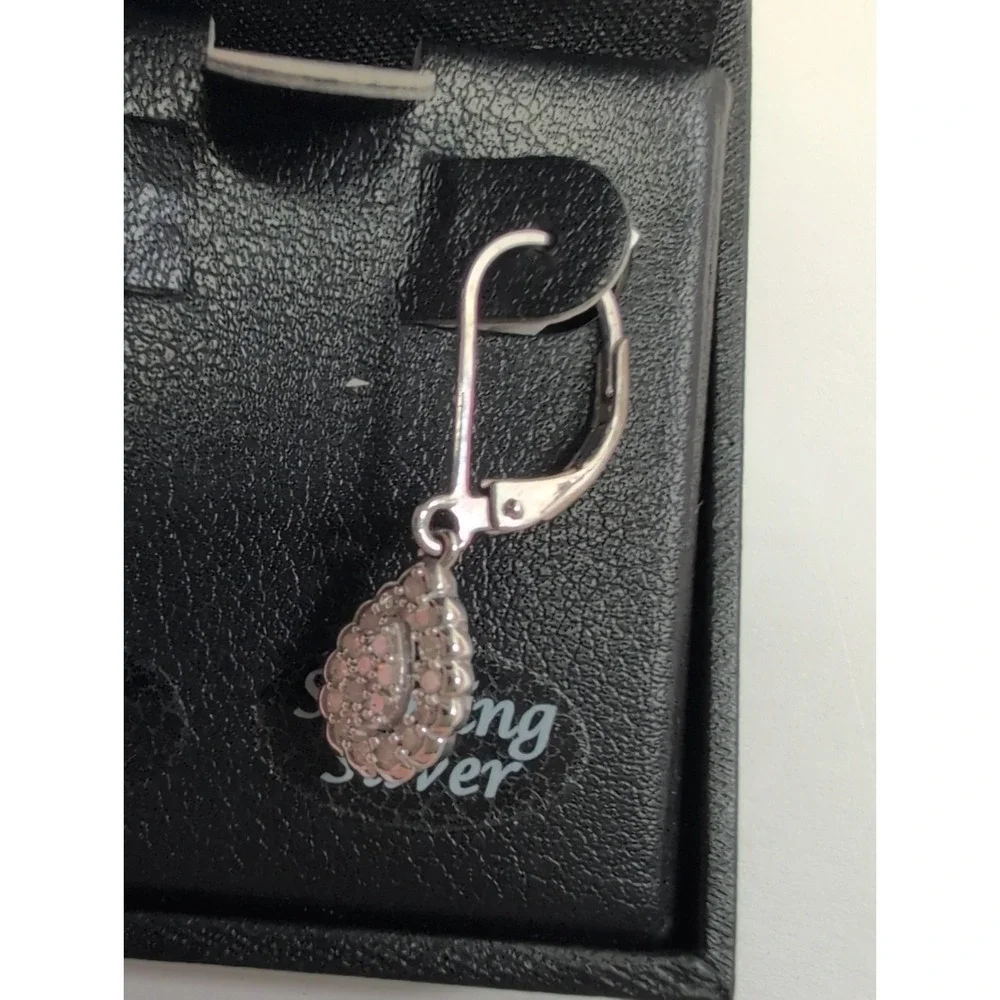 NWT R.H. Macy & Co 925 Sterling Silver 1/4CT Diamond teardrop earrings